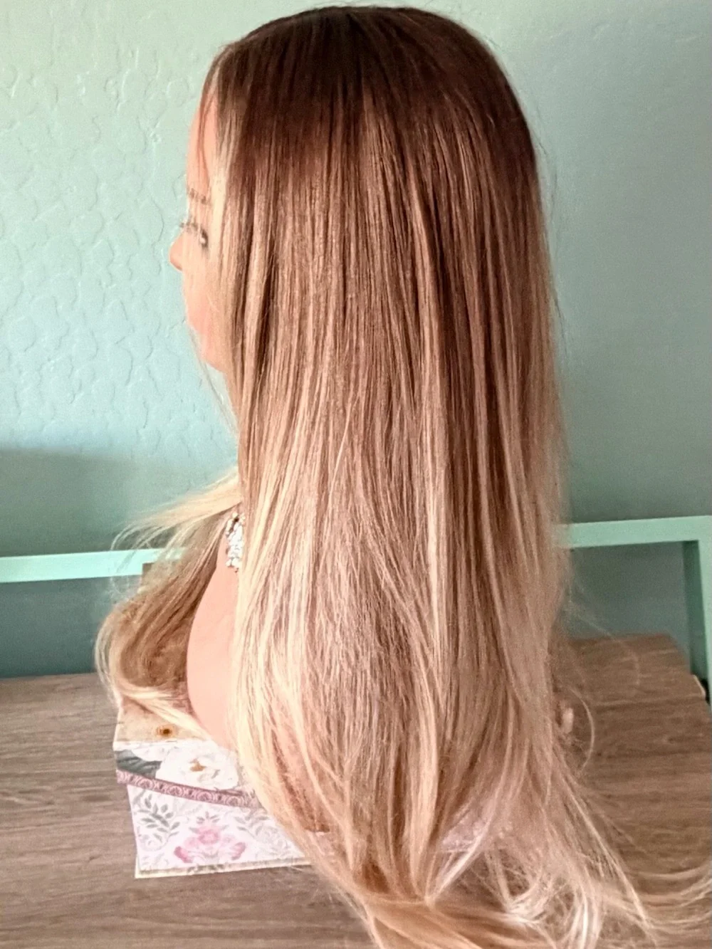 Blonde Long Straight Women's Wig with Subtle Highlights